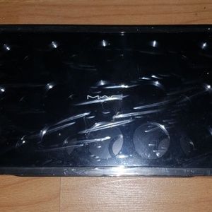 NEW MAC 15pc eyeshadow case